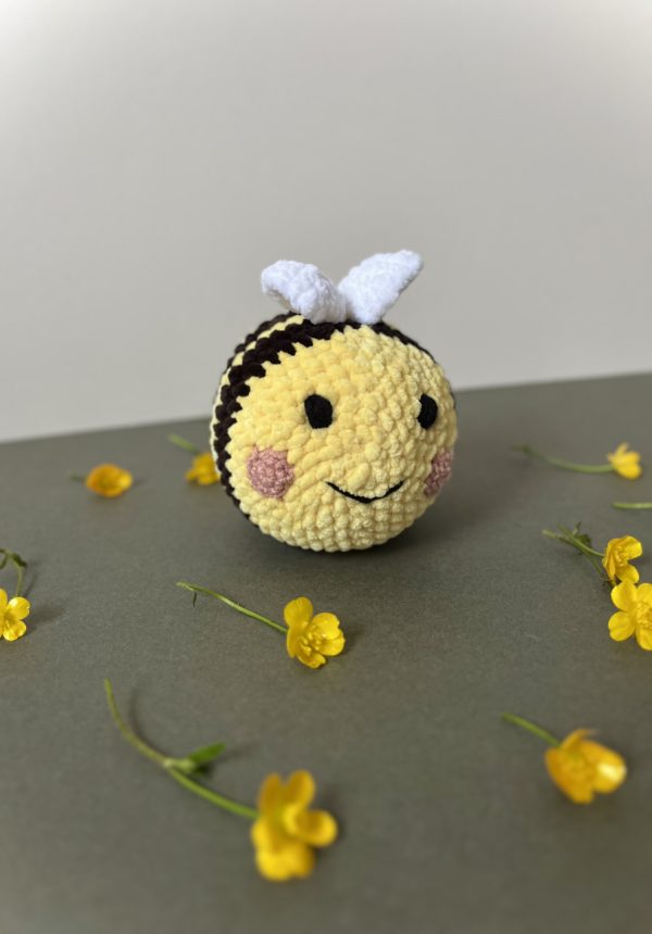 Beatrix Bee - Image 2